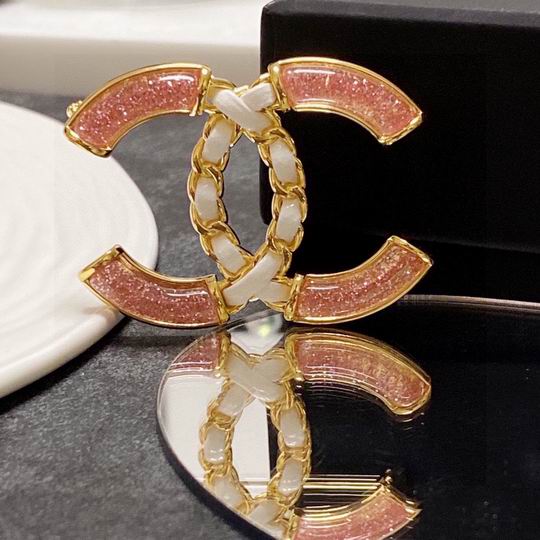 Chanel Brooch 11lyh37